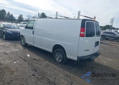 2014 Chevrolet Express 2500 Work Van z USA, uszkodzony, nr VIN 1GCWGFCA4E1128319
